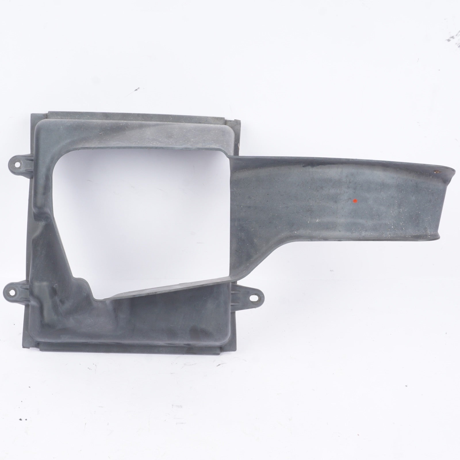 2014-2019 MASERATI GHIBLI FRONT LEFT DRIVER SIDE INTERCOOLER AIR DUCT GUIDE OEM