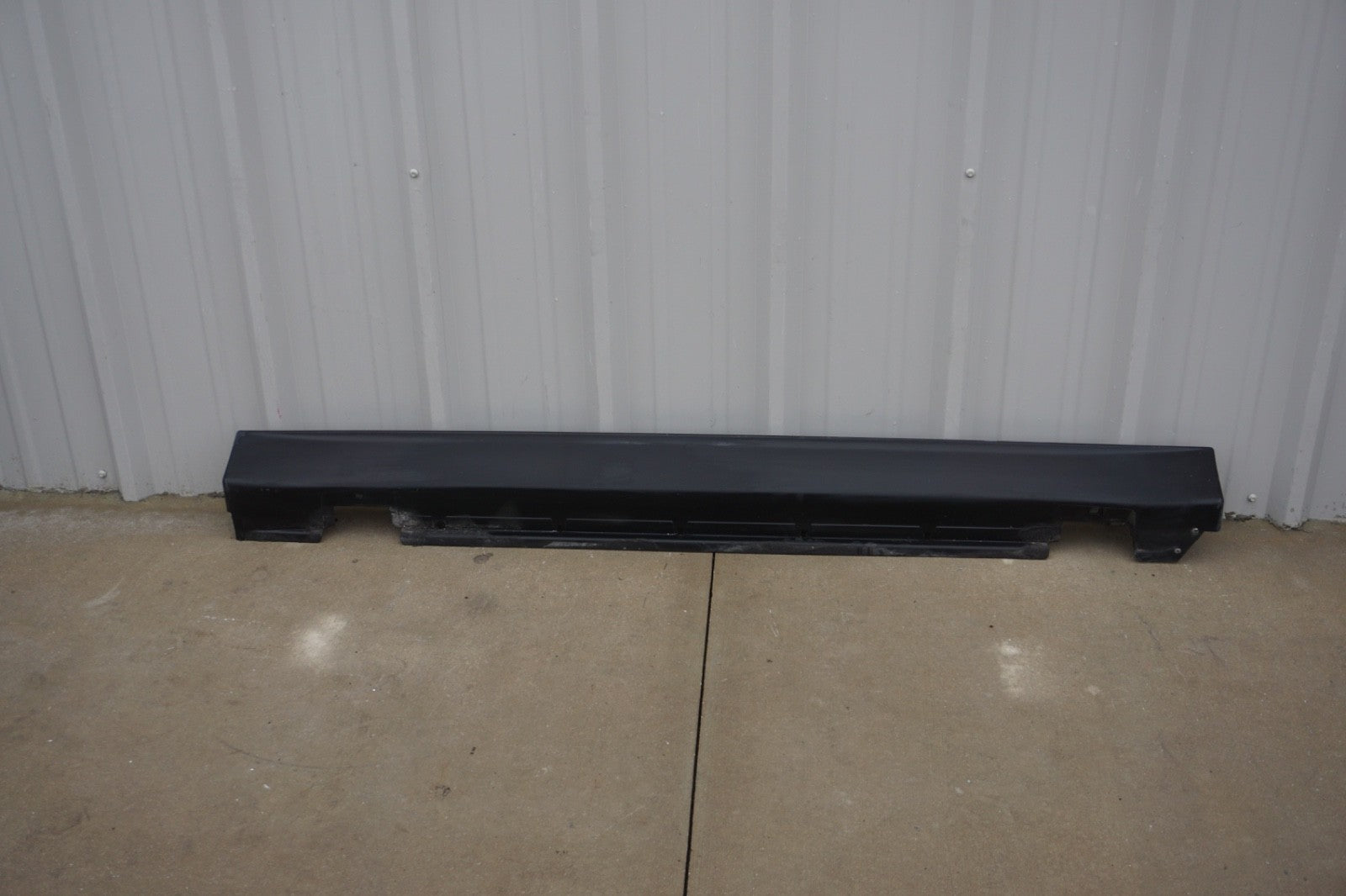 2015 - 2021 Jeep Renegade Left Side Skirt Rocker Panel Cover Molding OEM