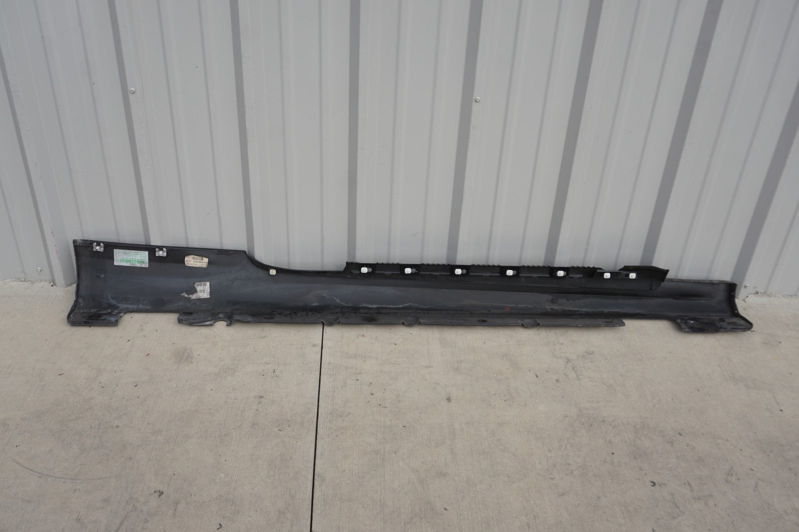 10-17 Mercedes W207 E350 Coupe Left Driver Side Rocker Panel Skirt Molding  OEM