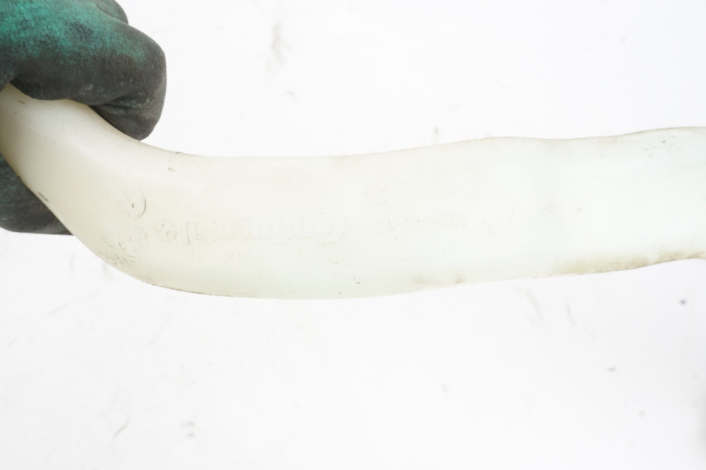 2013-2019 BMW F06 F13 650i 640i M6 WINDSHIELD WASHER RESERVOIR NECK OEM
