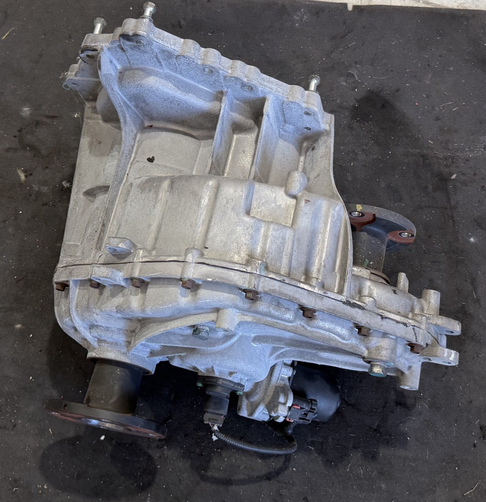 2016 - 2019 NISSAN TITAN XD Transfer Case 5.0L Diesel  9453731