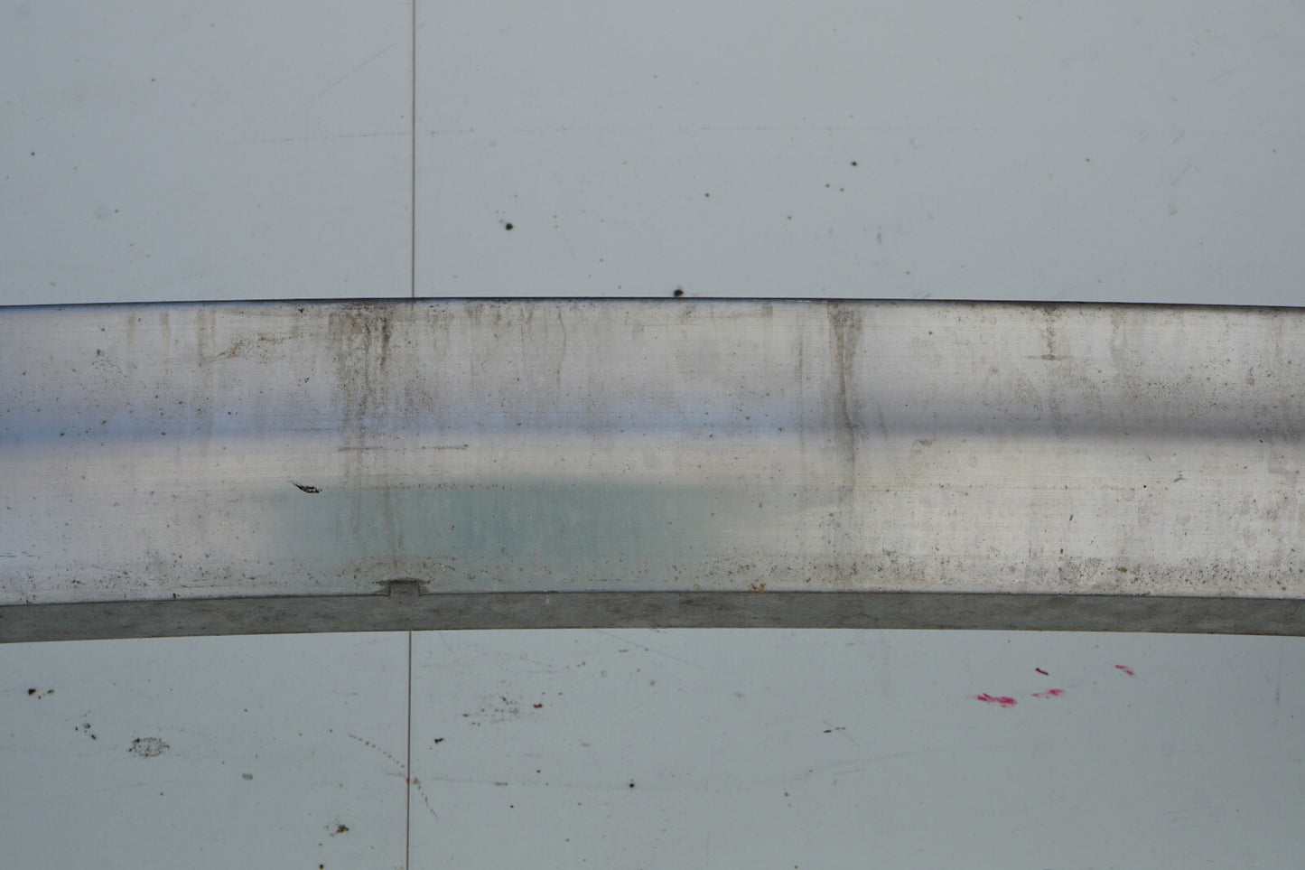 2006 - 2010 MERCEDES BENZ R350 R500 W251 REAR BUMPER REINFORCEMENT OEM