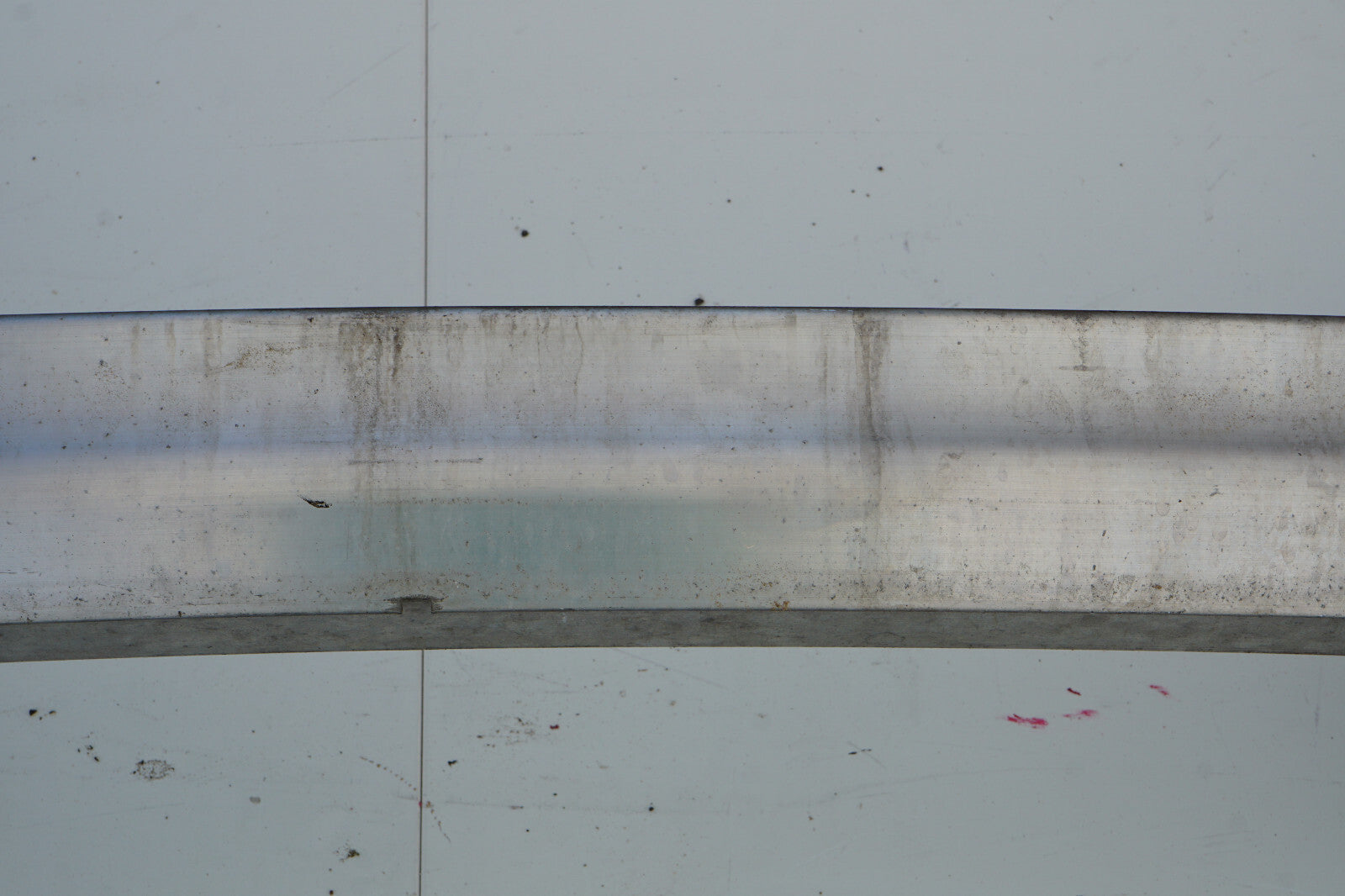 2006 - 2010 MERCEDES BENZ R350 R500 W251 REAR BUMPER REINFORCEMENT OEM