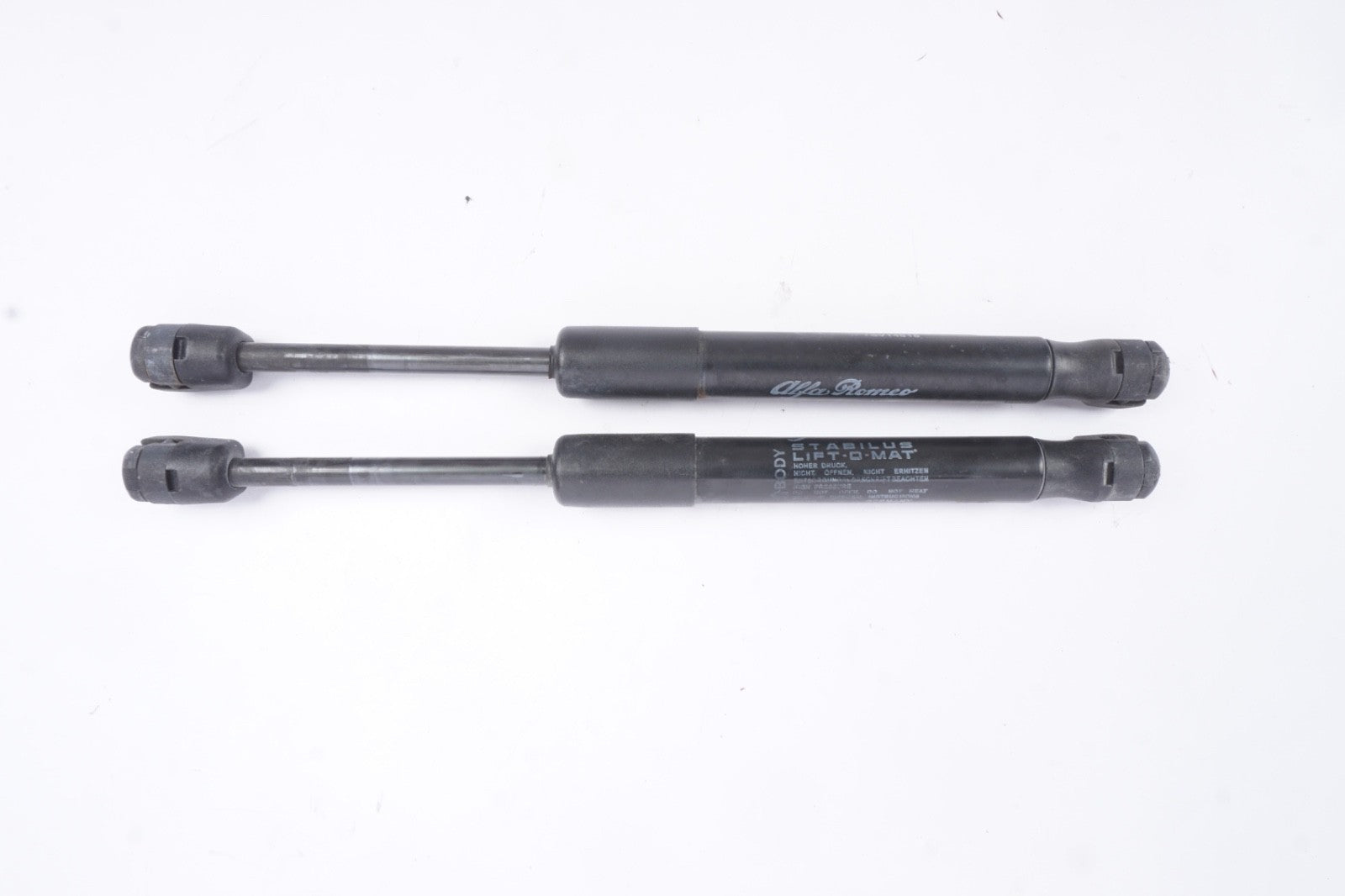 2018 - 2022 ALFA ROMEO STELVIO FRONT LEFT SIDE HOOD SHOCK LIFT SUPPORT OEM