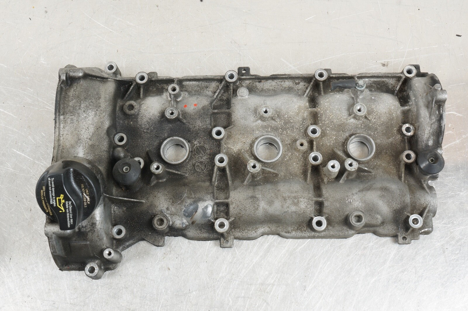 Mercedes W204 C300 S400 GLK350 E350 Engine Cylinder Head Cover Right Side OEM