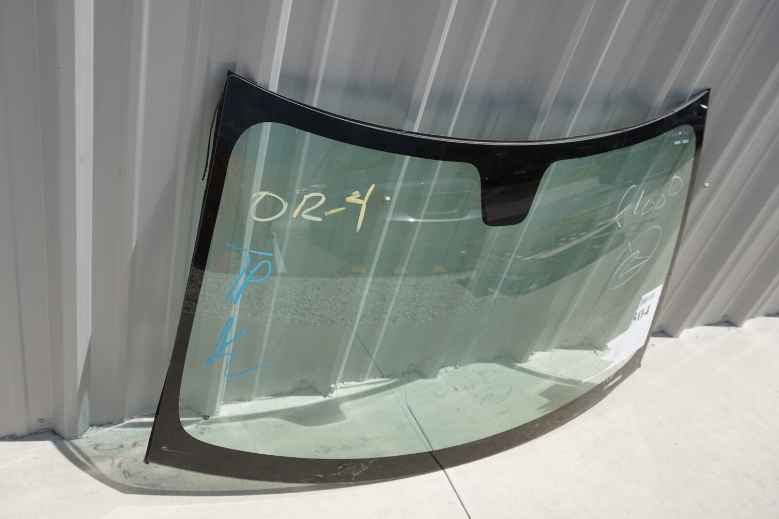 2014 - 2020 FIAT 500L FRONT WINDSHIELD WINDOW GLASS OEM
