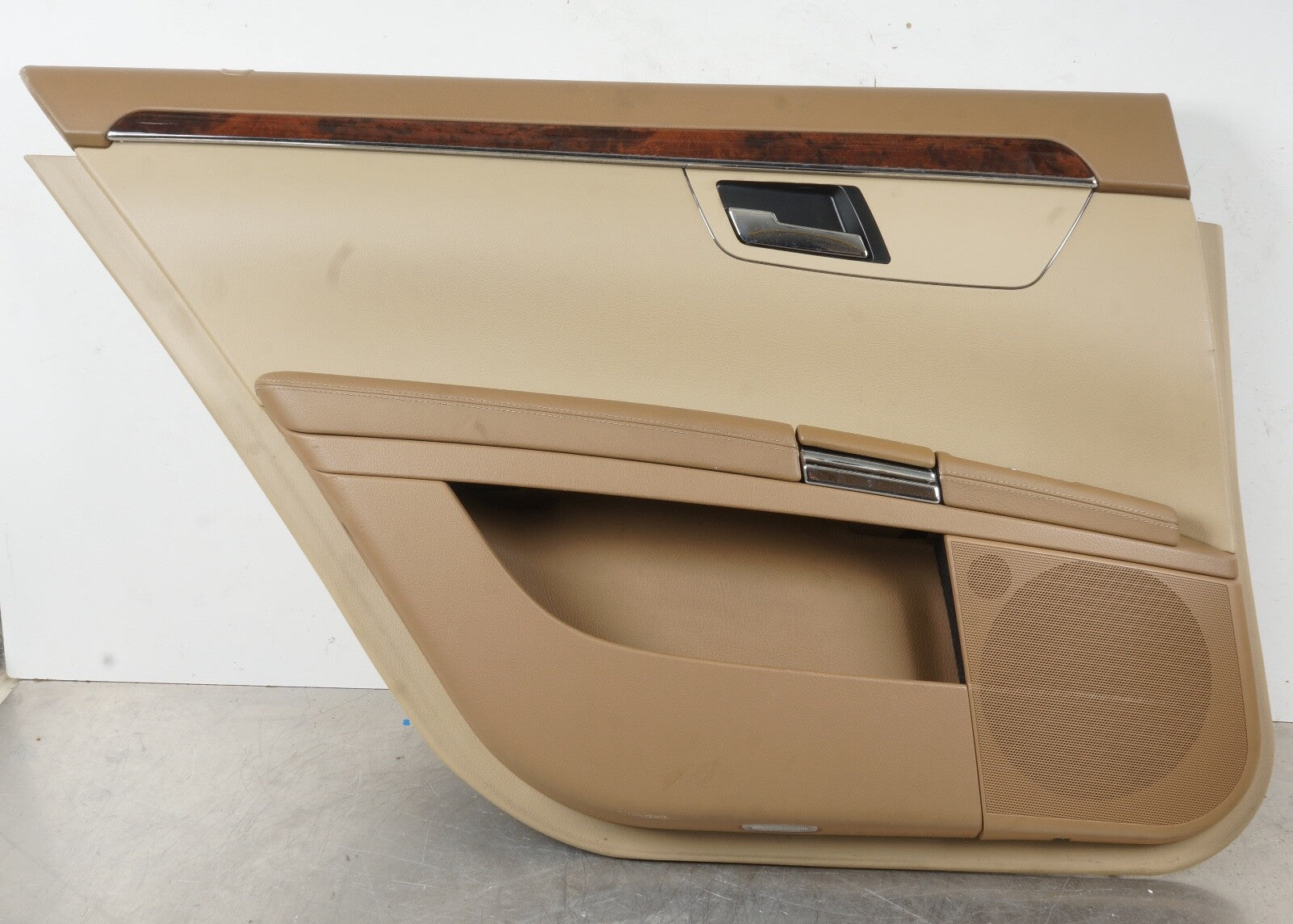 2007 - 2009 Mercedes S550 W221 Rear Left Driver Door Interior Panel