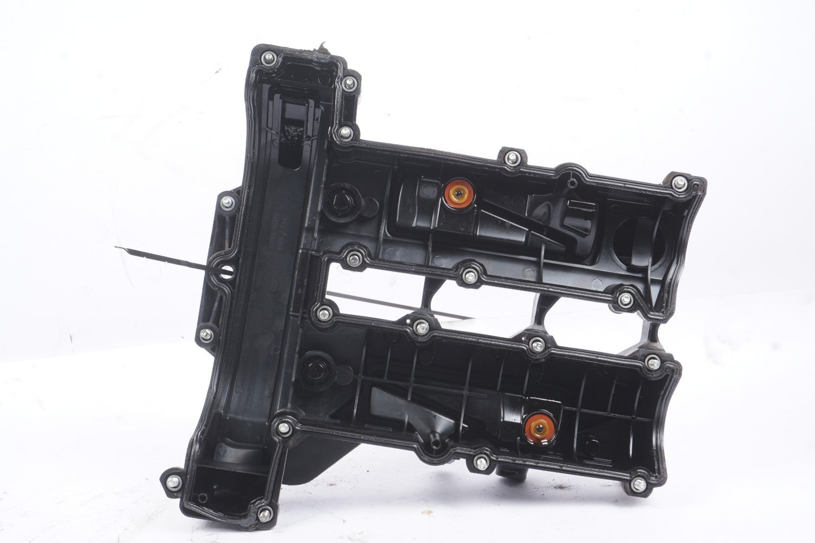 2015 - 2018 FORD FOCUS 1.0L ENGINE VALVE COVER OEM