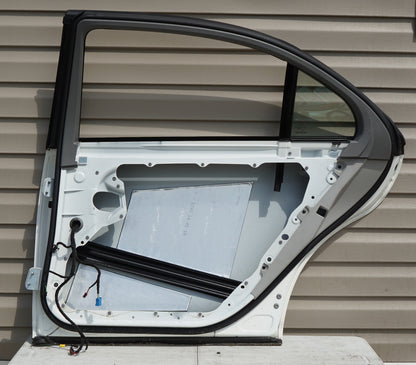 2007 - 2013 MERCEDES-BENZ S550 REAR RIGHT PASSENGER SIDE DOOR SHELL OEM