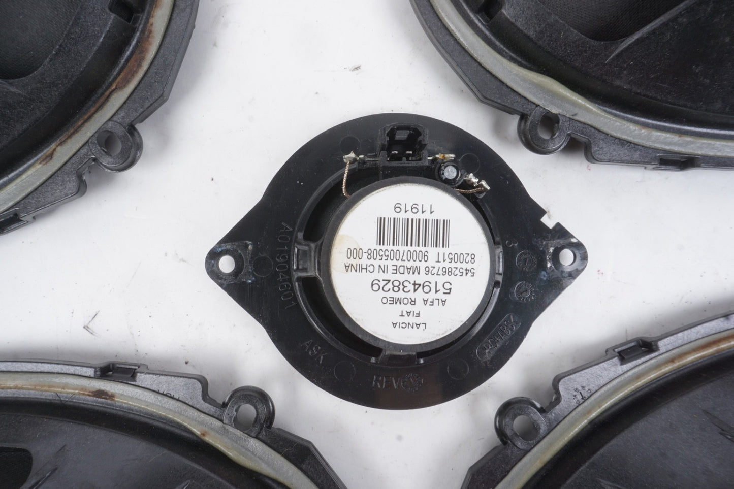 2015 - 2020 Jeep Renegade Front Rear Door Sound Panel Audio Speaker OEM