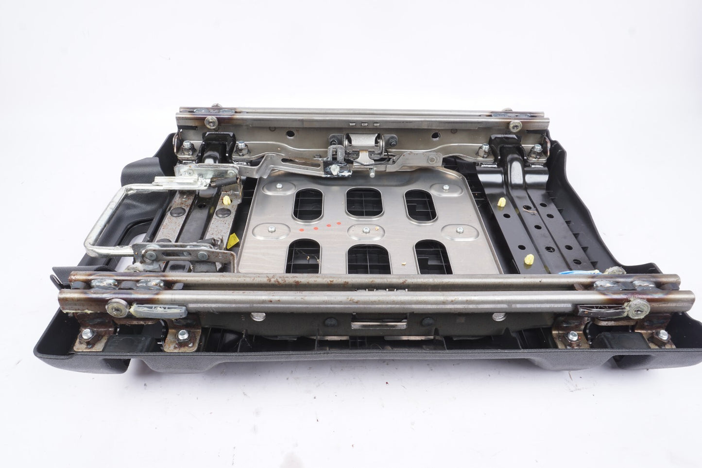 2018 - 2022 Honda Odyssey Rear 2nd Row Right Seat Slide Carrier And Upper Cover