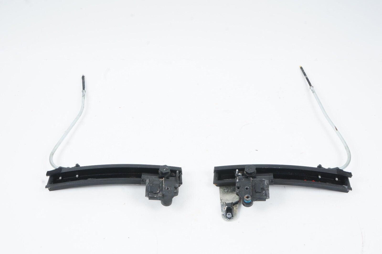 2004-2010 BMW 650i ROOF LOCK MECHANISM LEFT AND RIGHT