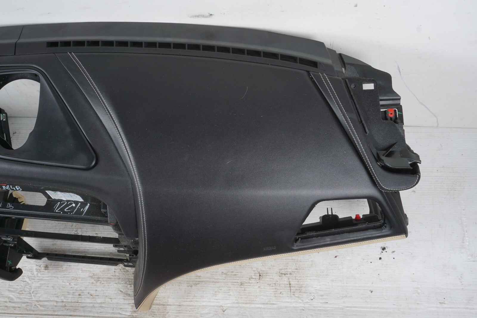 13 - 18 BMW 650i 640i F06 Dash Dashboard Panel OEM