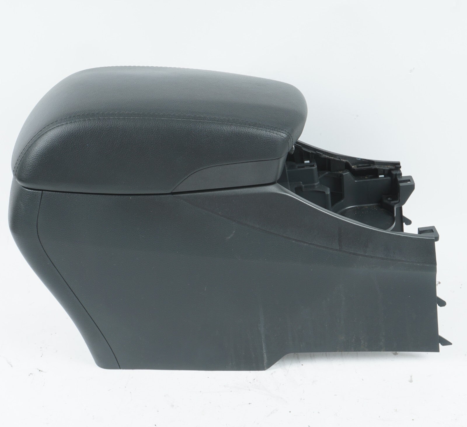 2013 - 2018 HYUNDAI SANTA FE CENTER CONSOLE STORAGE COMPARTMENT W/ ARM REST OEM