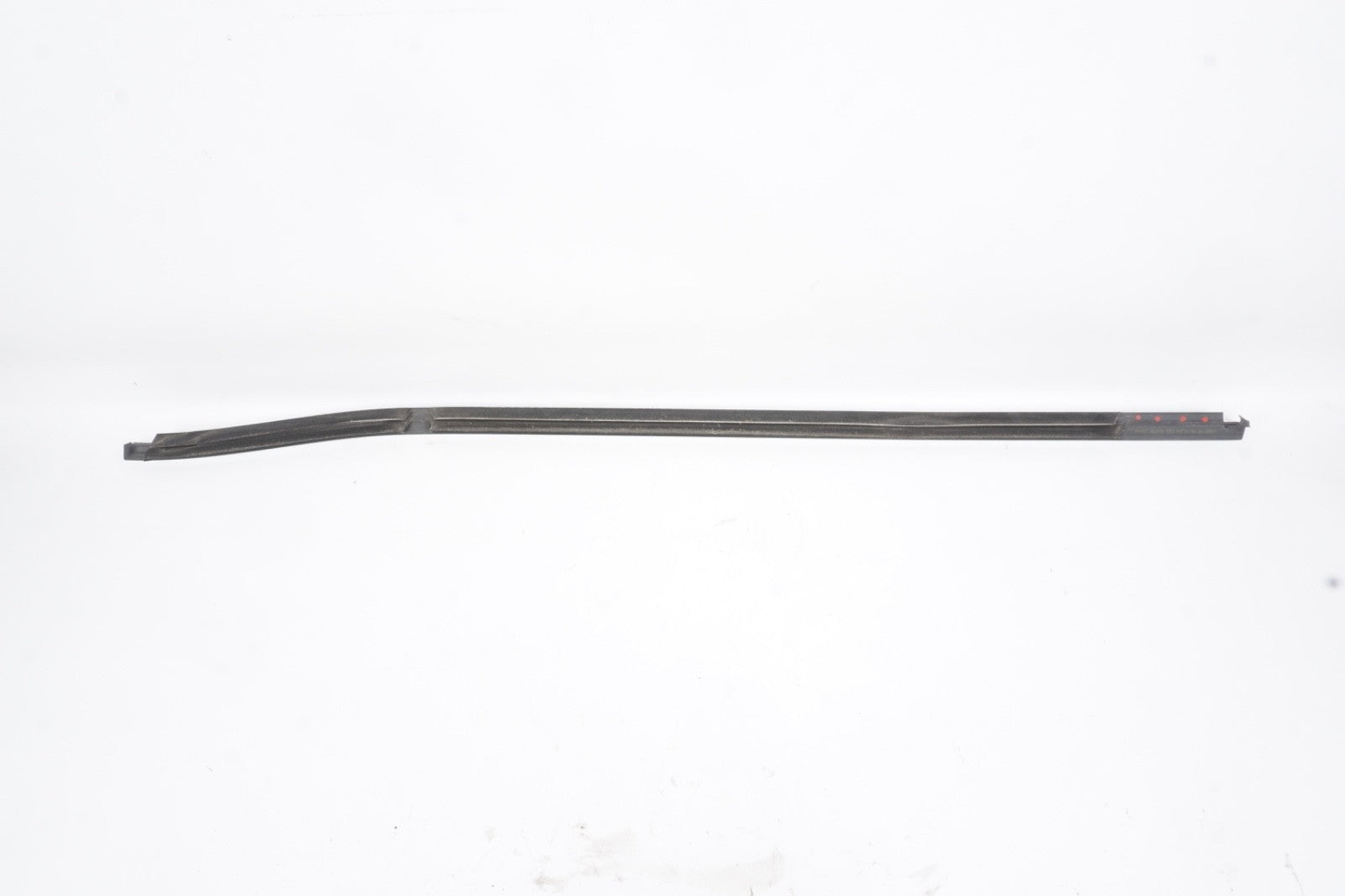 2022 - 2024 MERCEDES EQB350 X243 REAR RIGHT SIDE DOOR WINDOW BELT MOLDING OEM