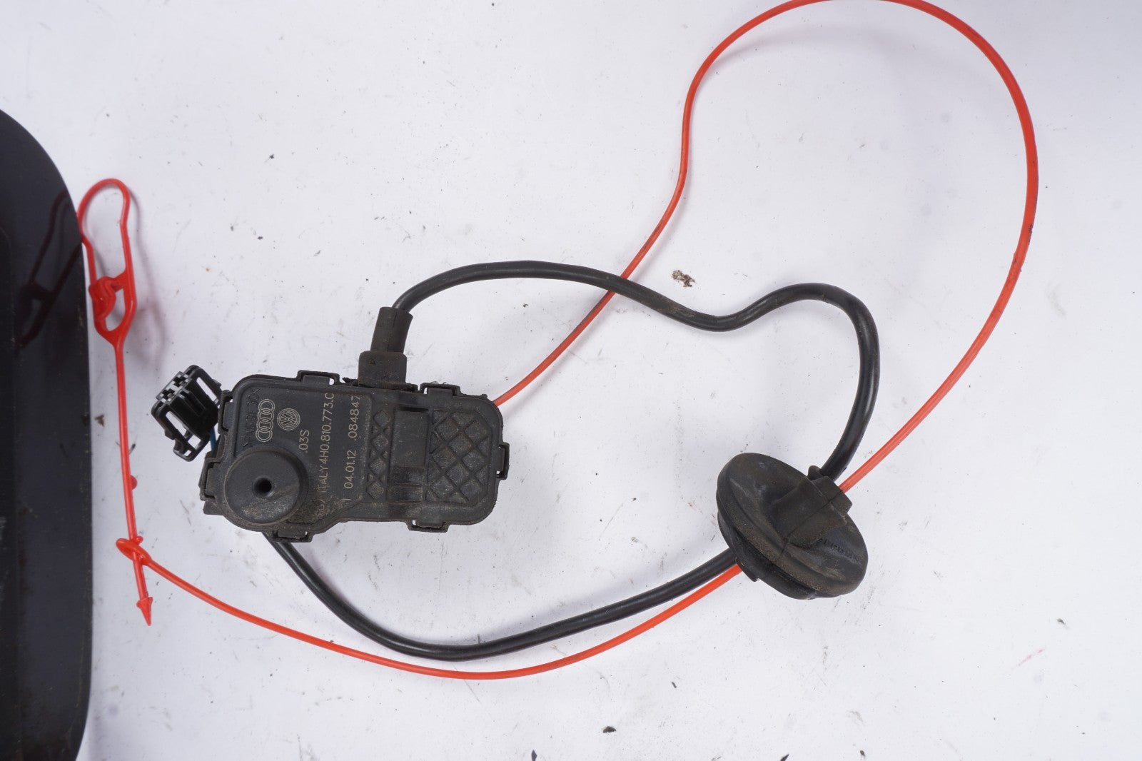 2011-2014 AUDI A8L Long Fuel Tank Door w/ Cap & Actuator OEM