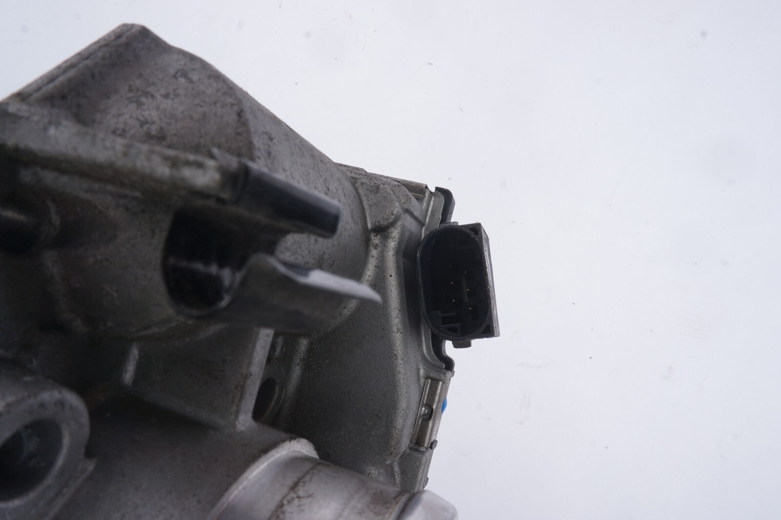 12-19 Fiat 500 Throttle Body 0280750568 OEM