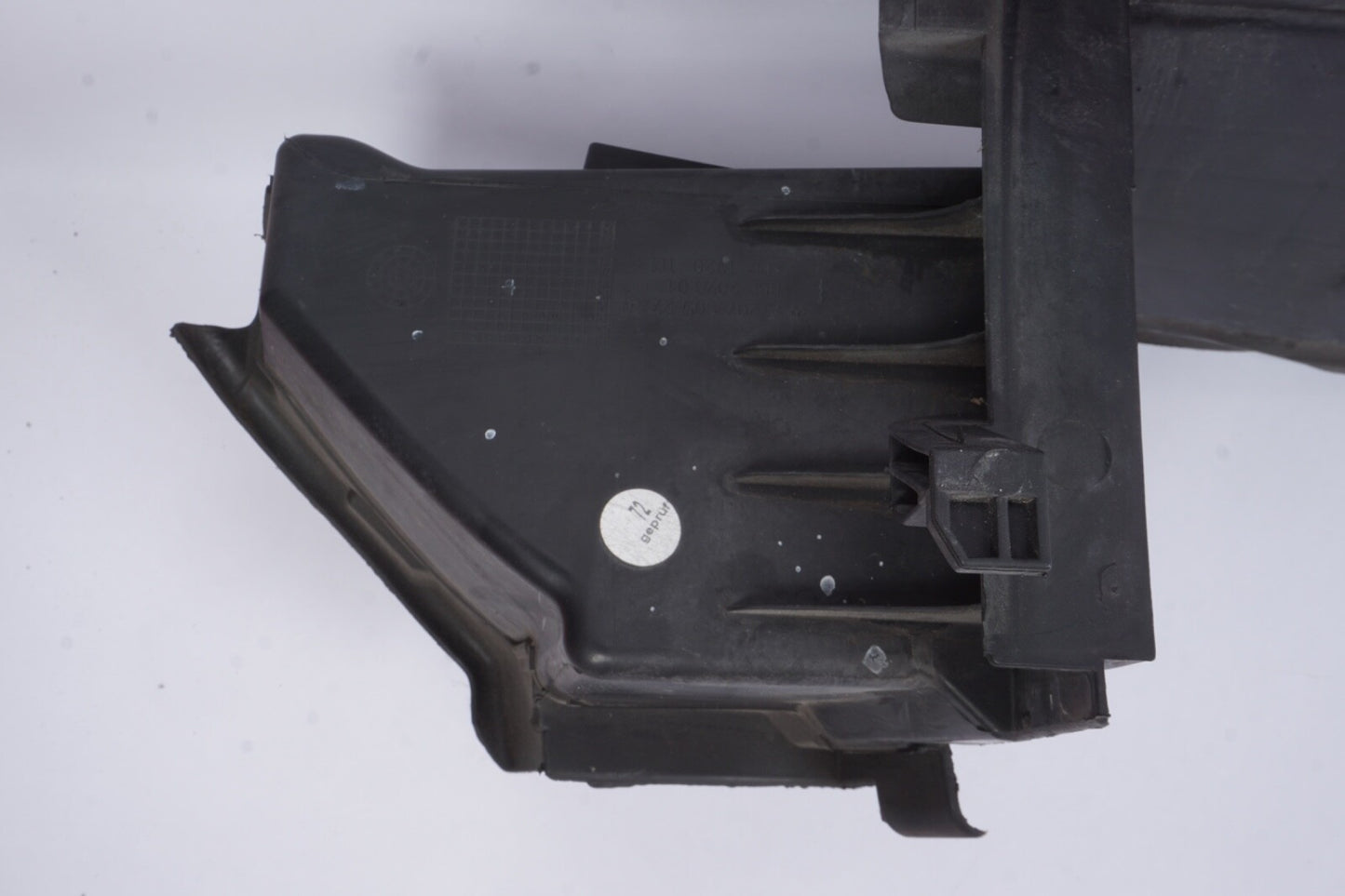 2014 Mercedes W207 E350 Convertible Coupe Engine Radiator Lower Baffle Air Duct