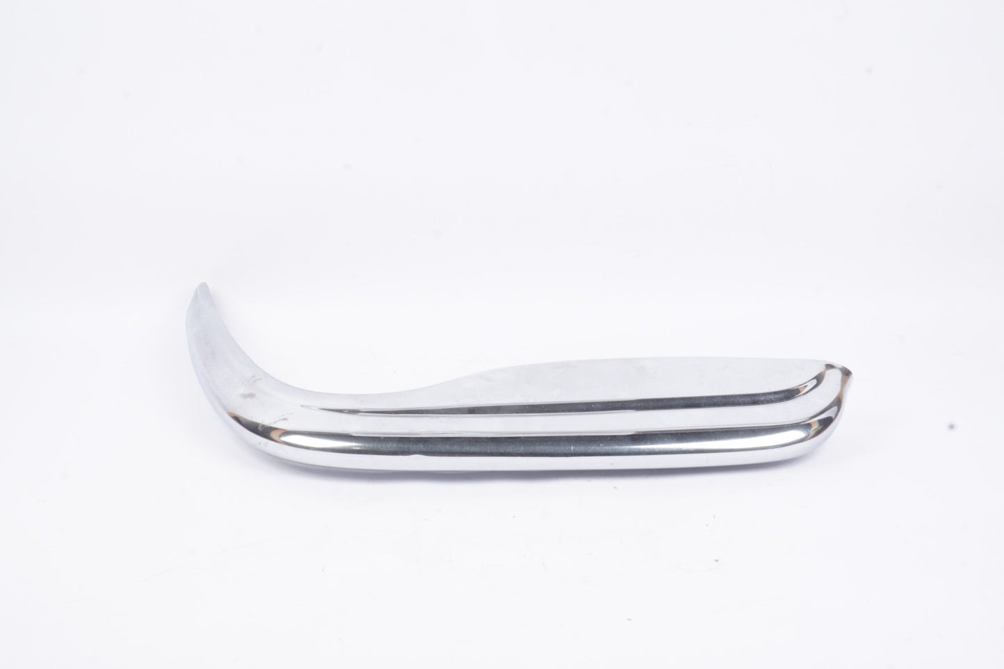 Mercedes W111 111 2D Front RIGHT OVERRIDER CHROME Bumper