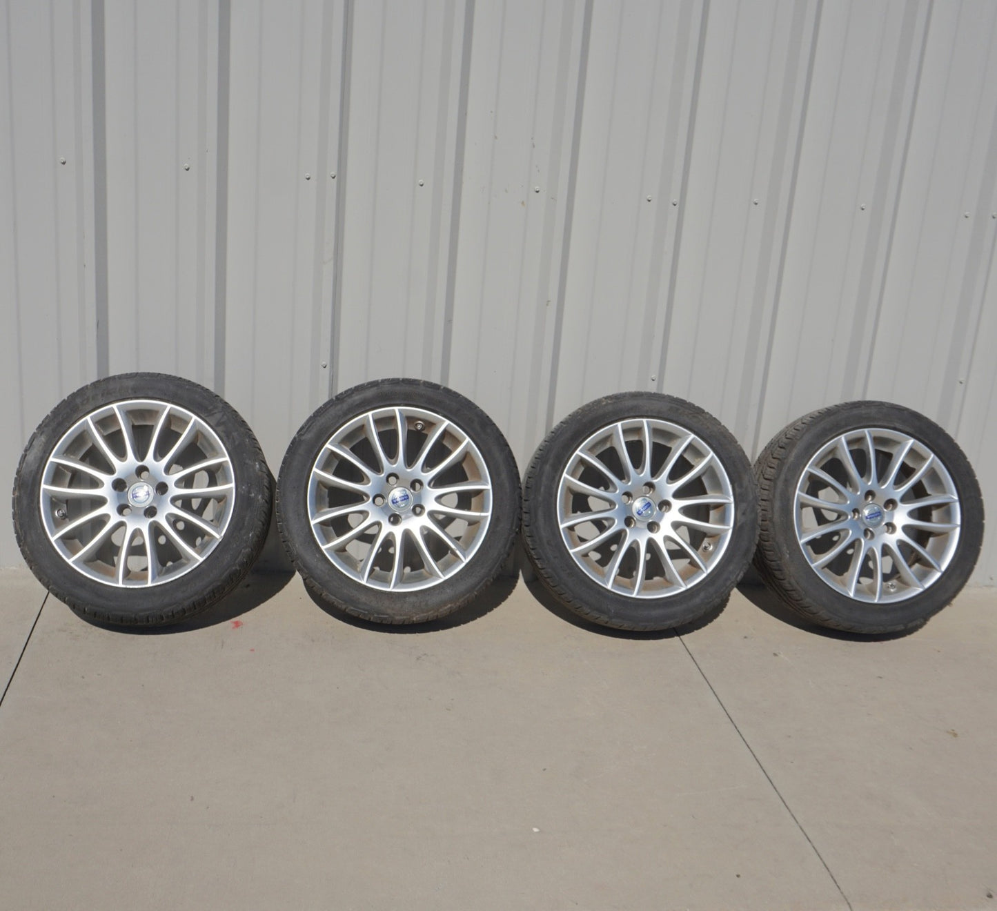 2007 - 2010 Volvo C70 Wheel 17x7.5" Aluminum Alloy 14-Spoke OEM 30633786 SET