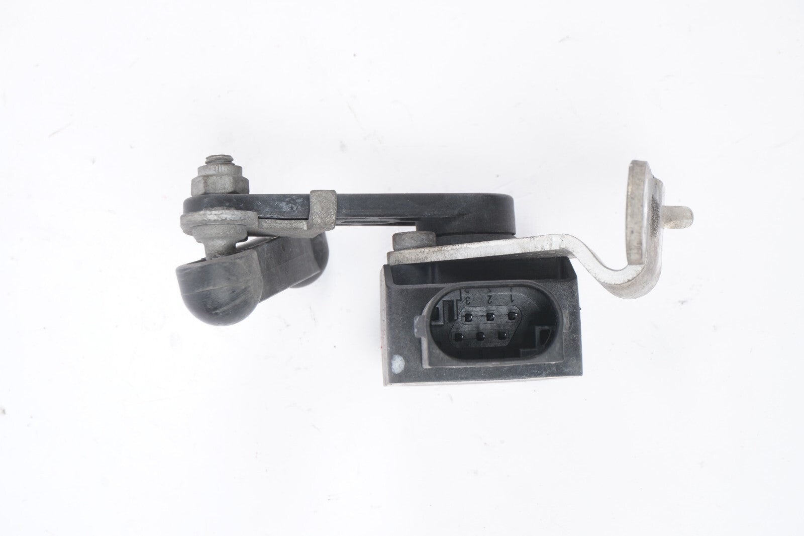 13-18 BMW 650i 640i Suspension Height Level Sensor 37146860843 OEM
