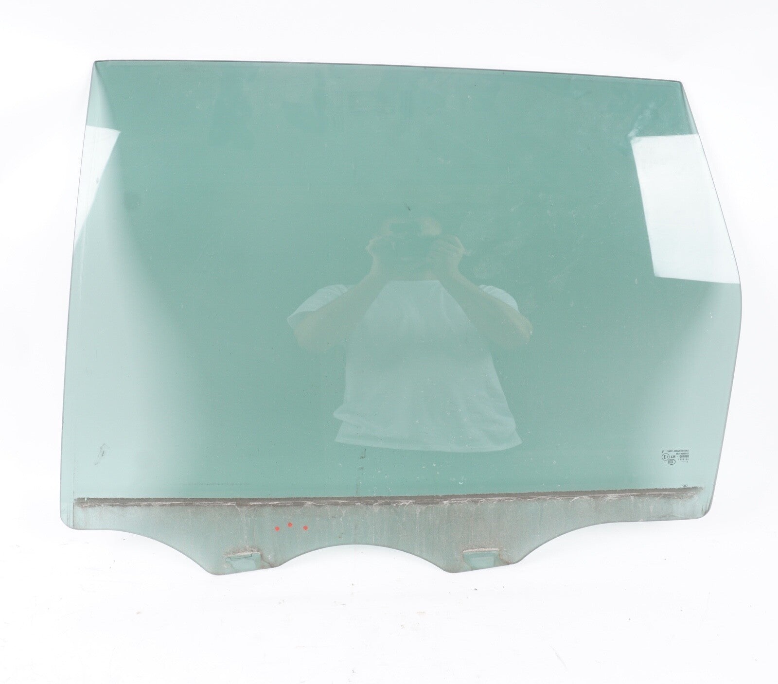 2011-2018 PORSCHE CAYENNE - REAR LEFT DOOR Window Glass 95854261106