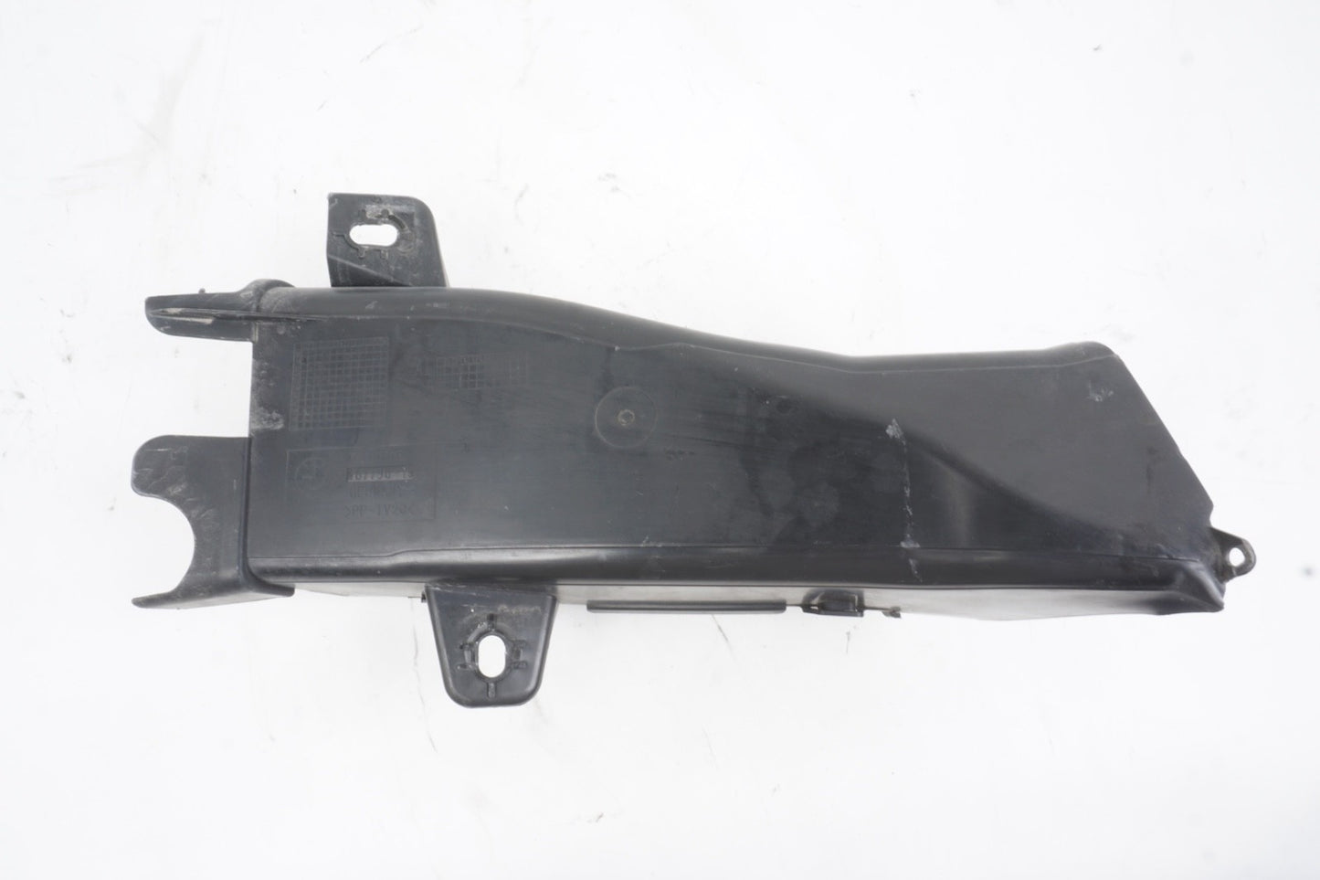 12-15 BMW F12 650i 640i Front Brake Duct Pipe Hose Left Driver Side 7211515 OEM