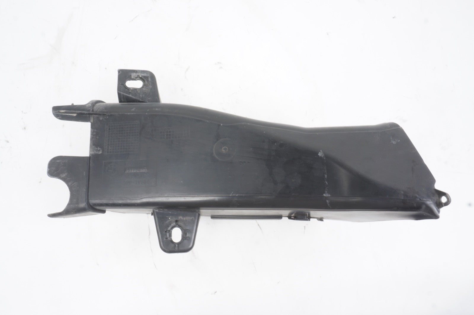 12-15 BMW F12 650i 640i Front Brake Duct Pipe Hose Left Driver Side 7211515 OEM