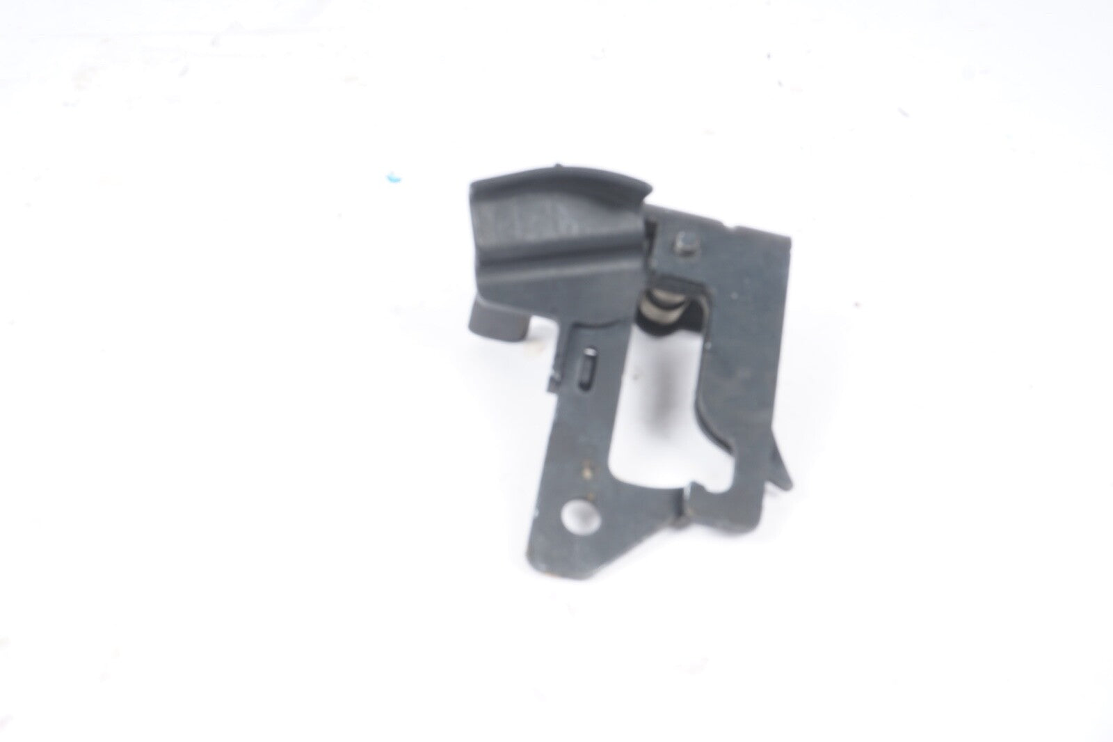2010 - 2013 MERCEDES E350 E550 CONVERTIBLE HOOD SAFETY LATCH