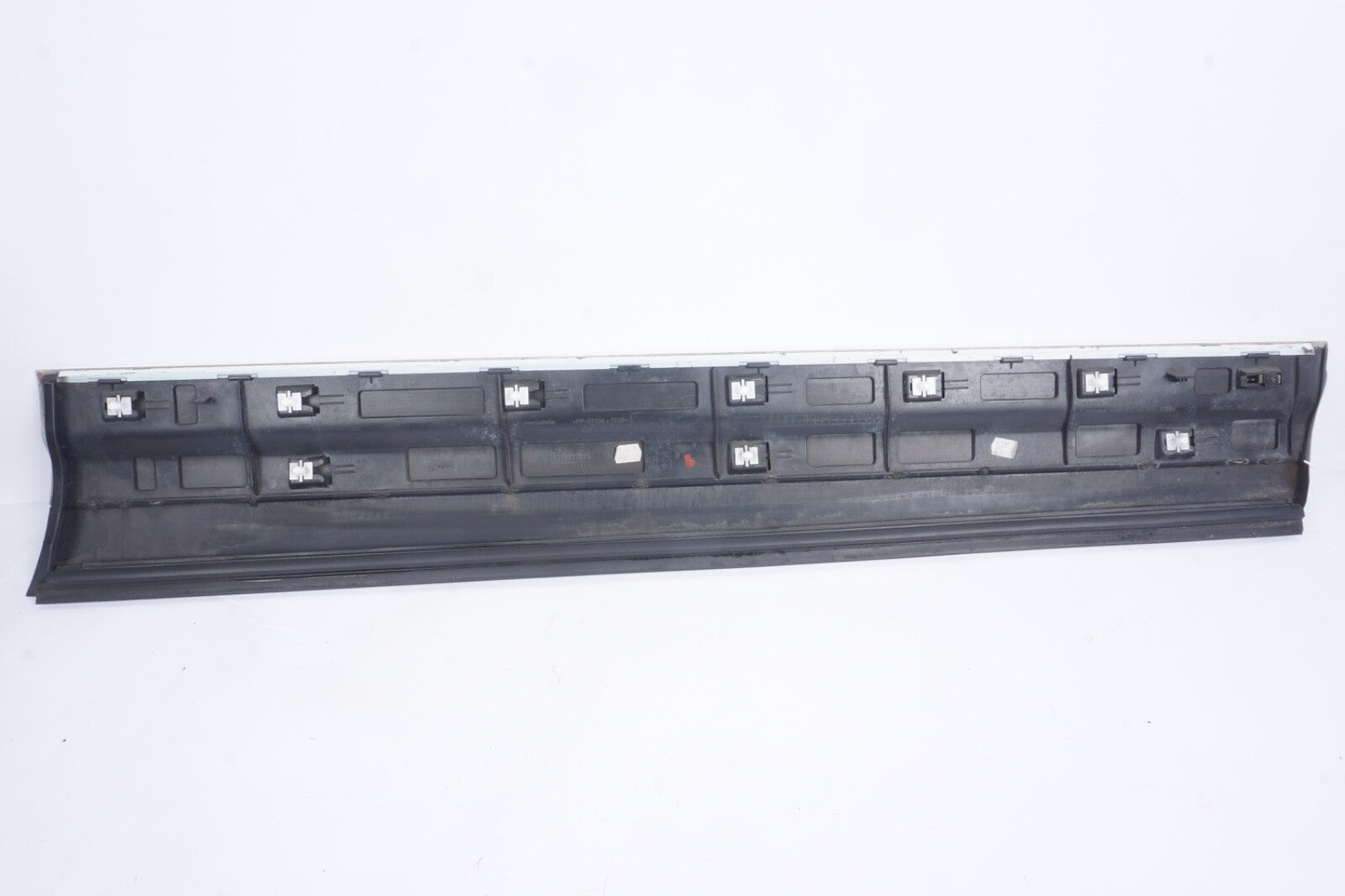 2011-2018 PORSCHE CAYENNE - Front LEFT Lower DOOR Molding / Blade 95855978704