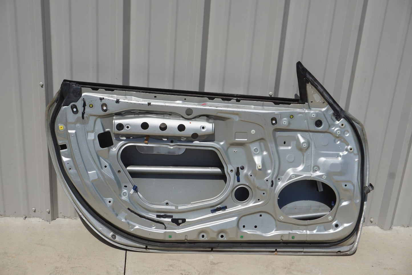2002 - 2010 LEXUS SC430 FRONT RIGHT DRIVER SIDE DOOR SHELL OEM