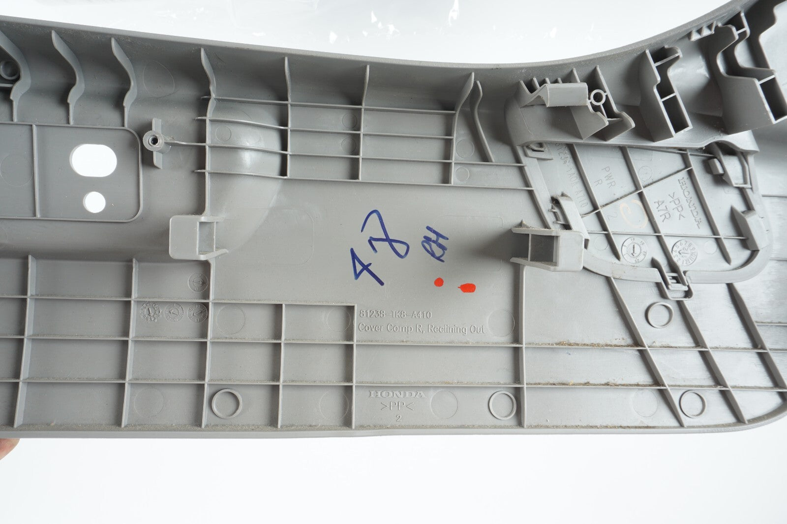 2014 - 2017 HONDA ODYSSEY FRONT RIGHT PASSENGER SEAT TRIM COVER SET  OEM