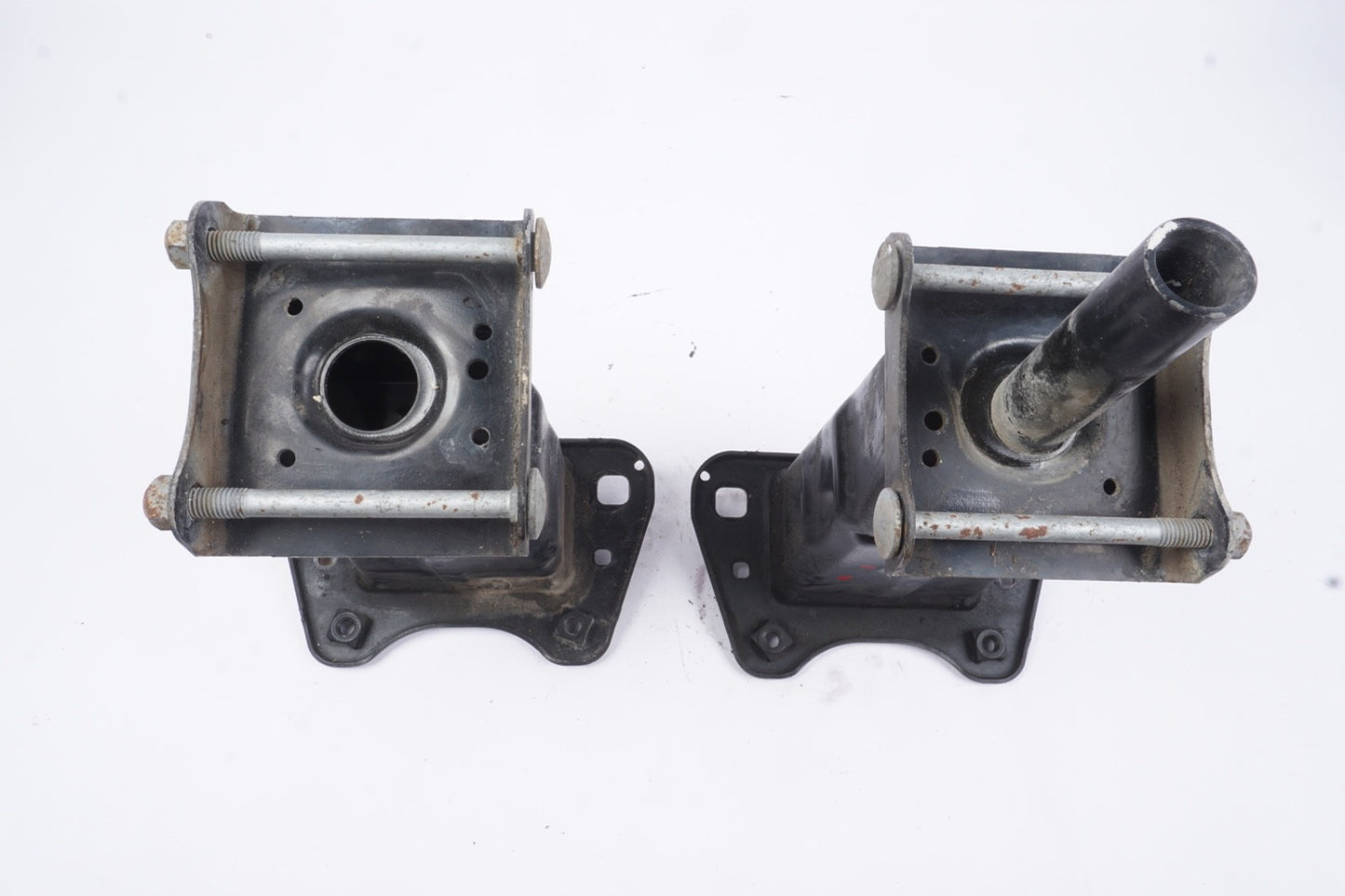 2006 - 2012 Mercedes W164 ML550 GL450 Front Left & Right Reinforcement Bracket