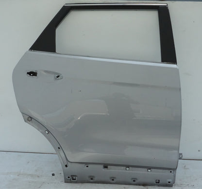 2013-2018 HYUNDAI SANTA FE REAR RIGHT PASSENGER SIDE DOOR SHELL OEM