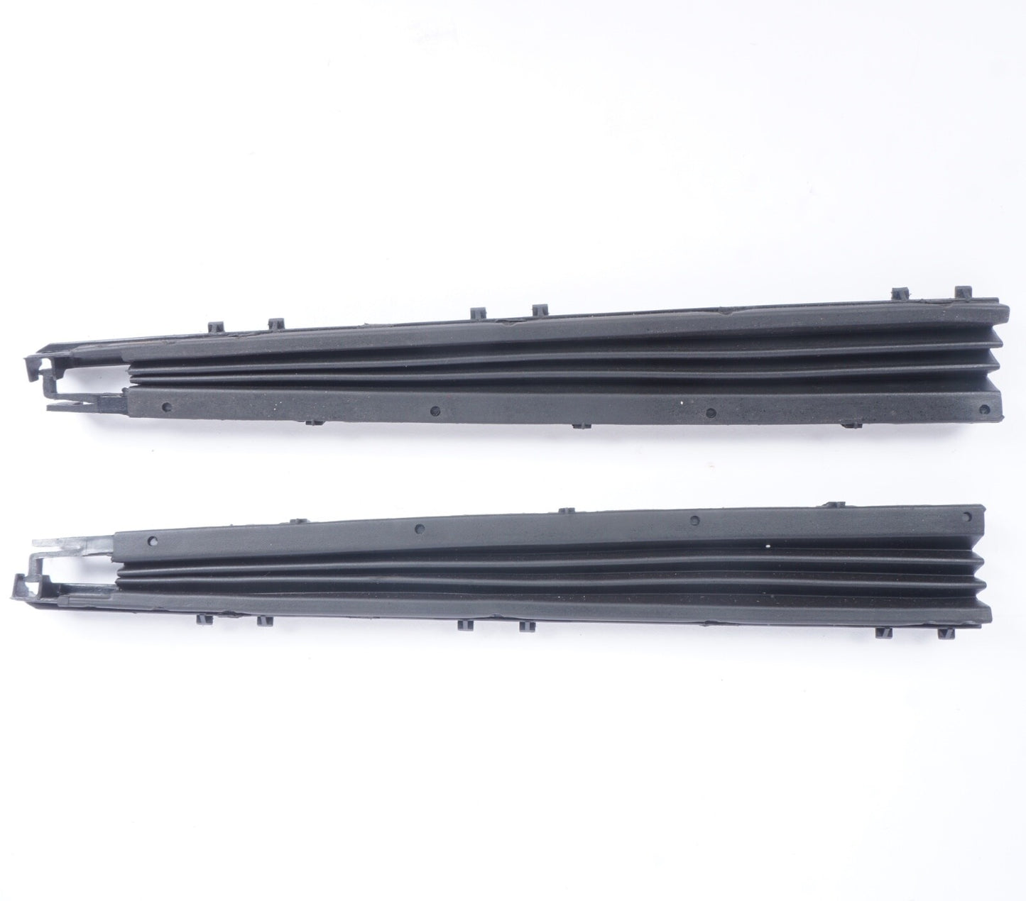 14-17 Maserati Ghibli Sun Roof Sunroof Sliding Rail Cover Side Covers