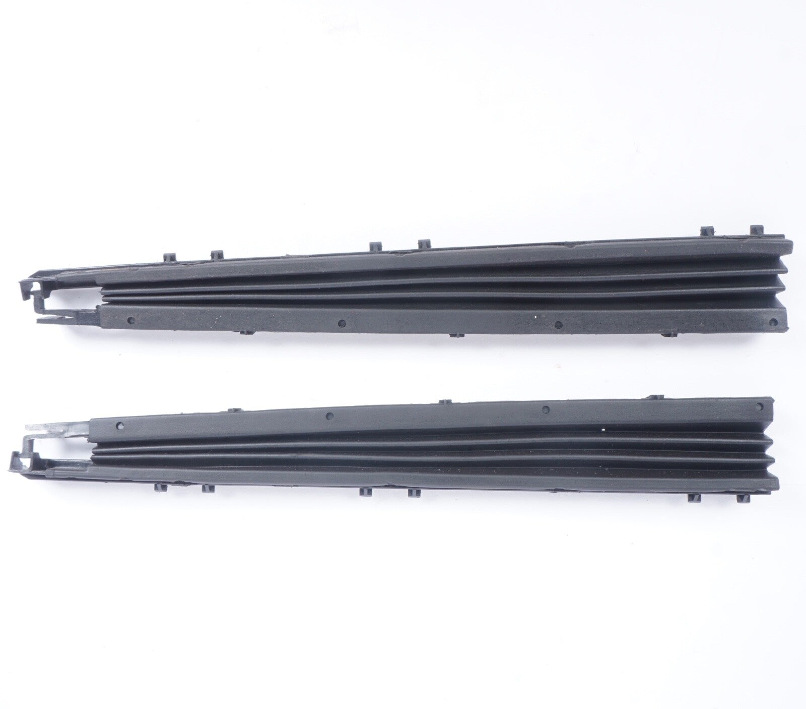 14-17 Maserati Ghibli Sun Roof Sunroof Sliding Rail Cover Side Covers