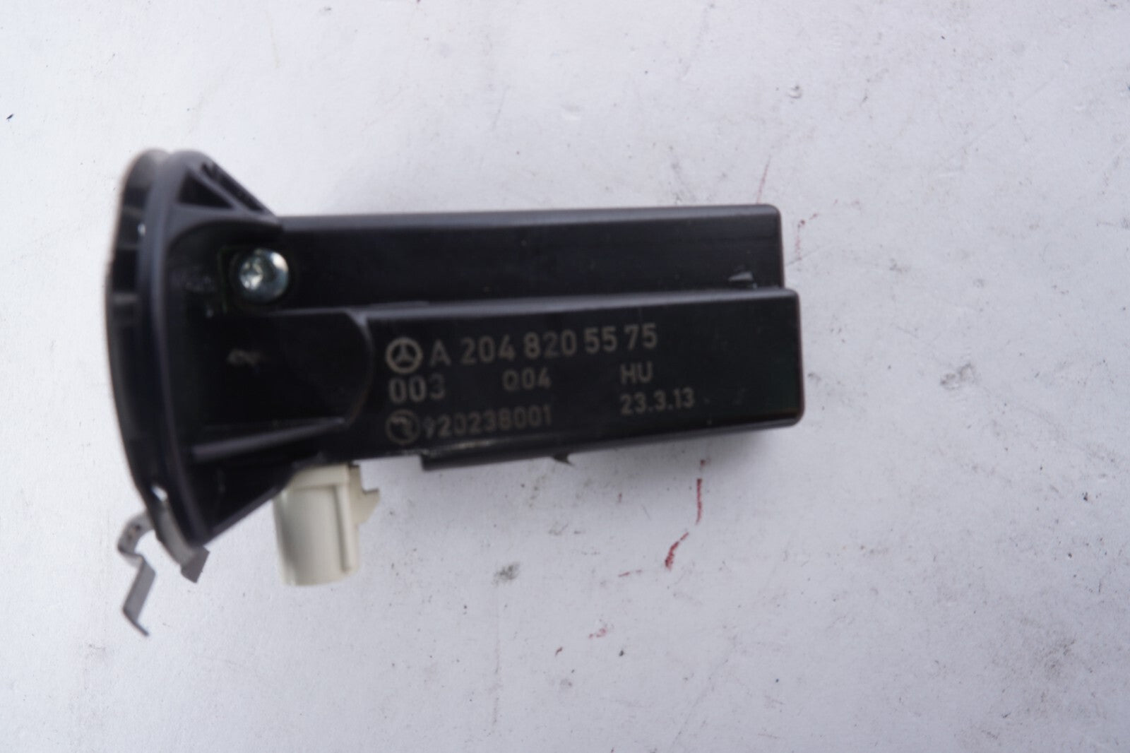 08-14 Mercedes C250 C300 C350 Antenna Amp Amplifier  Module 2048205575 OEM