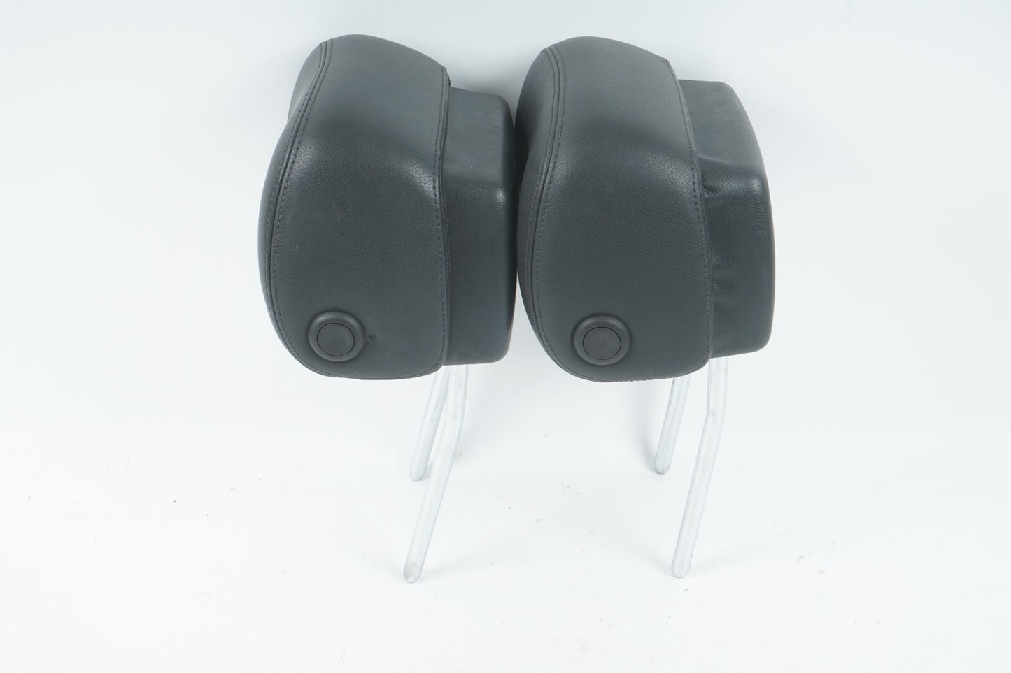 2012 - 2017 AUDI A7 FRONT SEAT HEADREST LEFT & RIGHT OEM