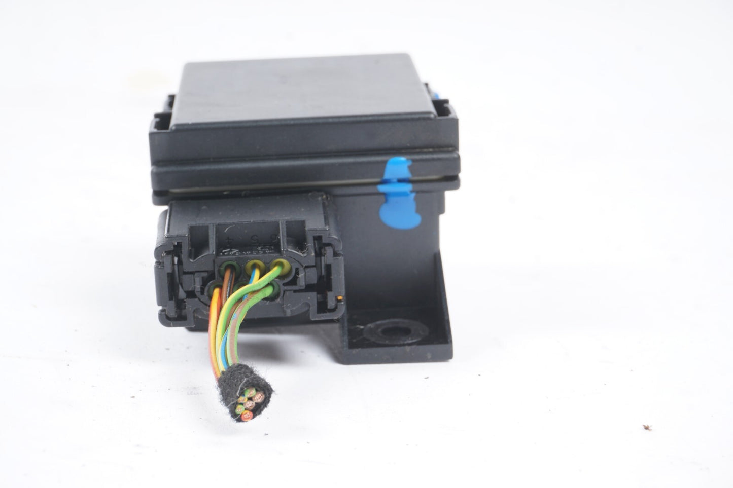 03-12 Mercedes R230 SL500 SL550 Seat Belt Seatbelt Tension Sensor 2158600505 OEM