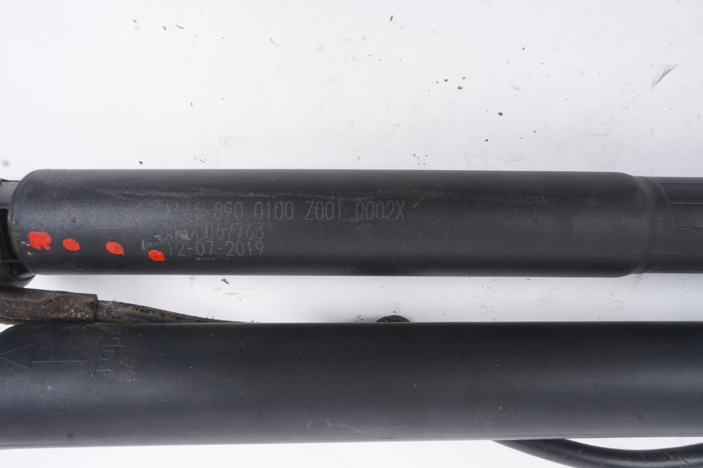2013 - 2016 Mercedes-Benz GL63 AMG X166 Left And Right Trunk Lid Shock Strut Set