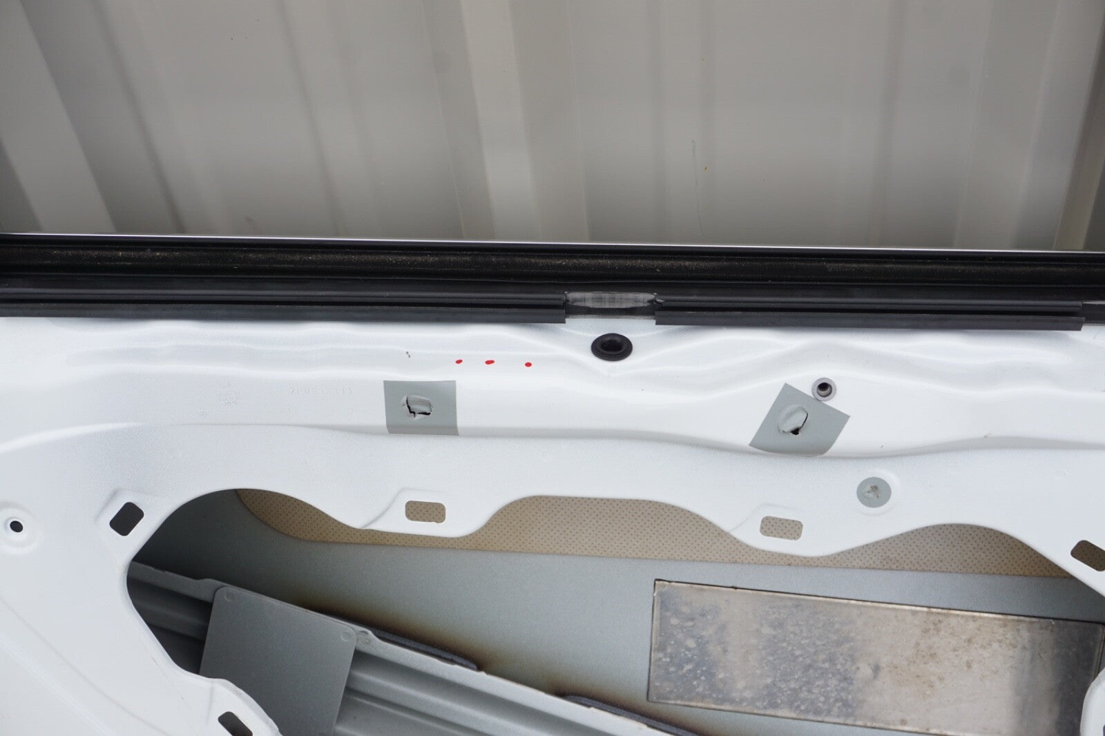 2011 - 2018 Porsche Cayenne 958 Rear Door Shell Left Driver Side OEM
