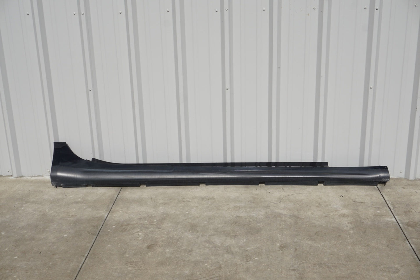 2014-2019 MASERATI GHIBLI SQ4 RIGHT PASSENGER SIDE SKIRT ROCKER PANEL MAROON OEM