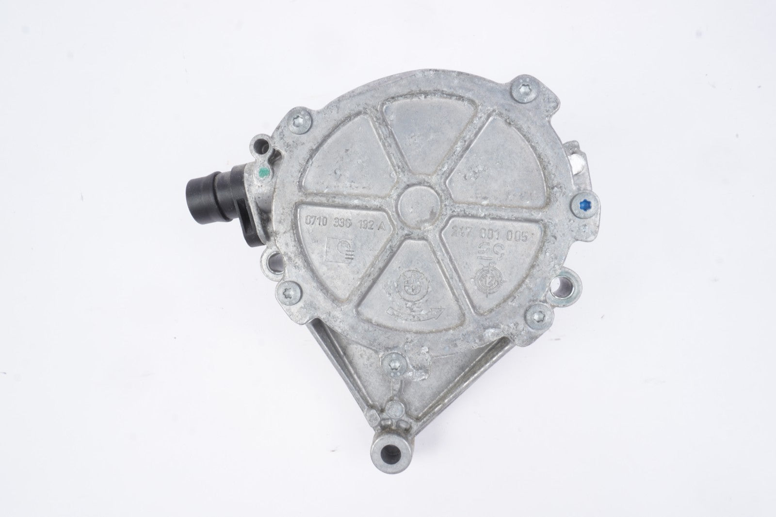 14-16 BMW 428i Engine Vacuum Pump 247001005 OEM