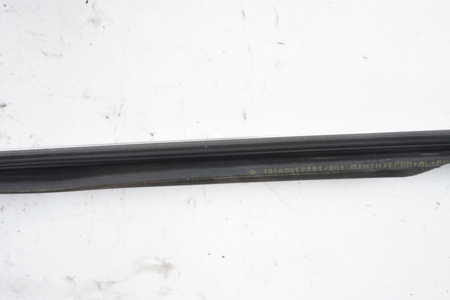 2022 - 2024 MERCEDES EQB350 X243 REAR RIGHT SIDE DOOR WINDOW BELT MOLDING OEM