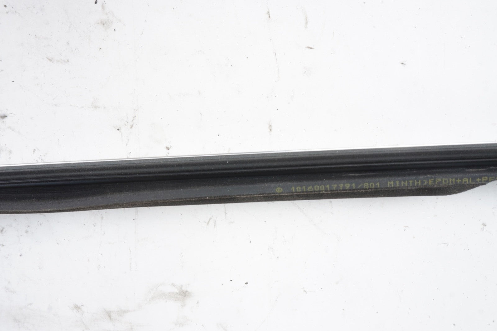 2022 - 2024 MERCEDES EQB350 X243 REAR RIGHT SIDE DOOR WINDOW BELT MOLDING OEM