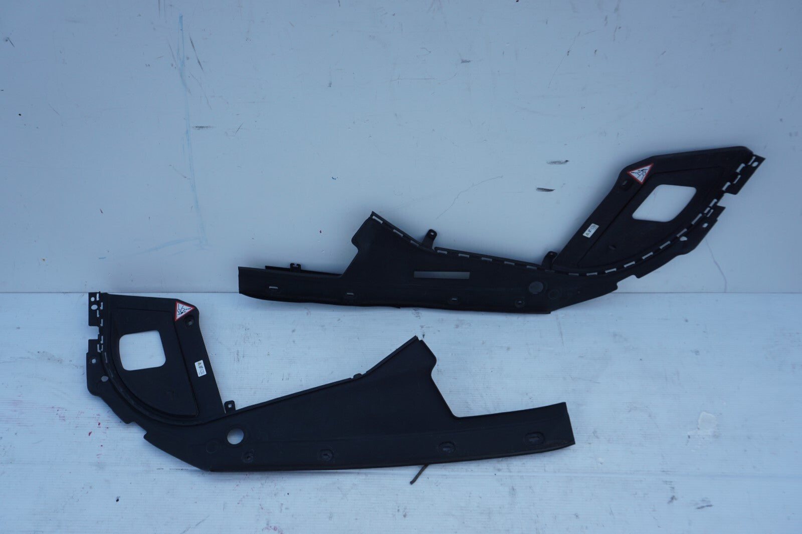 2010-2017 BMW 550I GT F07 ENGINE BAY FENDER SPLASH SHIELD TRIM LEFT & RIGHT OEM