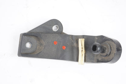11-17 AUDI A8L A8 Right Engine Air Intake Bracket 4H0133570A OEM