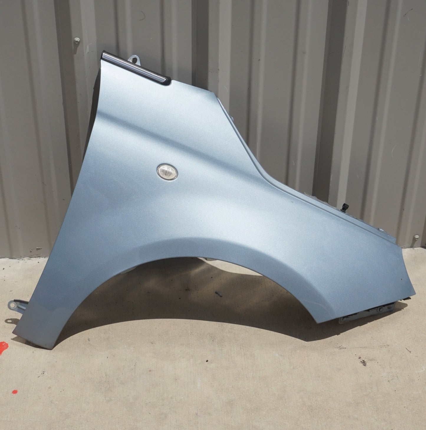 2012-2015 Fiat 500E Front Right Passenger Side Fender Cover Assembly 68070508AA
