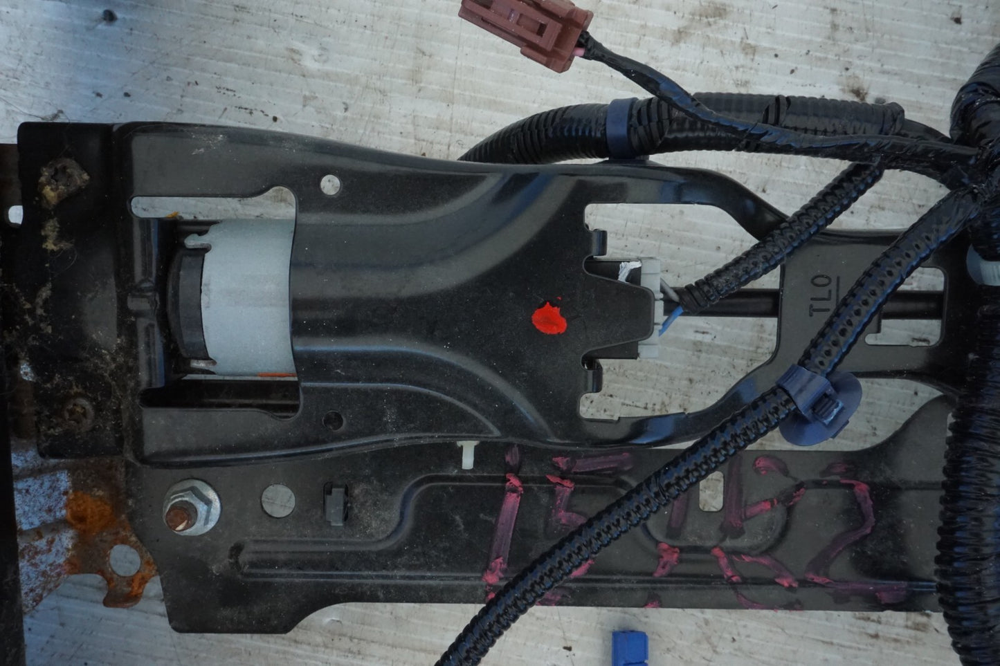 2011-2017 HONDA ODYSSEY FRONT LEFT DRIVER SEAT TRACK RAIL FRAME OEM