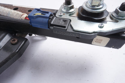 2014 - 2017 HONDA Odyssey Front Right Passenger Seat Track Rail OEM